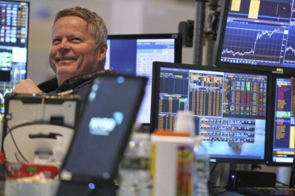Wall Street opens higher ahead of Big Tech earnings and key economic reports Wall Street opens higher ahead of Big Tech earnings and key economic reports
